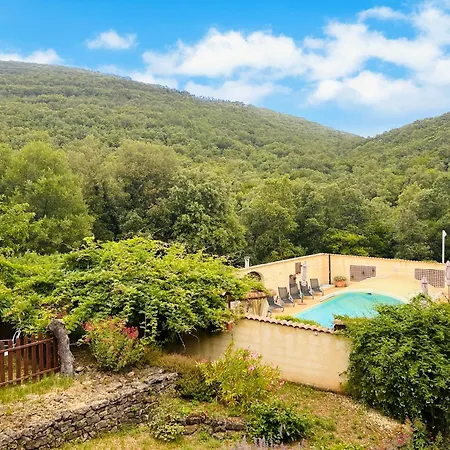Tatil Evi Les Jardins De Valaurie Corbés