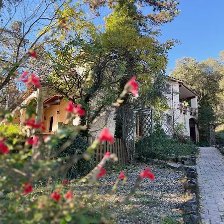 Les Jardins De Valaurie Tatil Evi Corbés